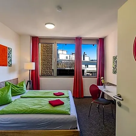酒店 Inselhostel 林道
