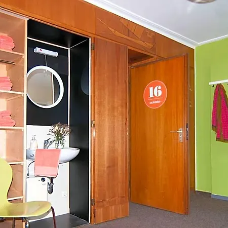 Inselhostel